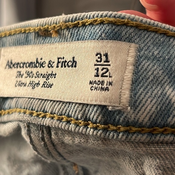 Abercrombie and Finch The 90s Straight Ultra High Rise Size 31 / 12 - Picture 5 of 5